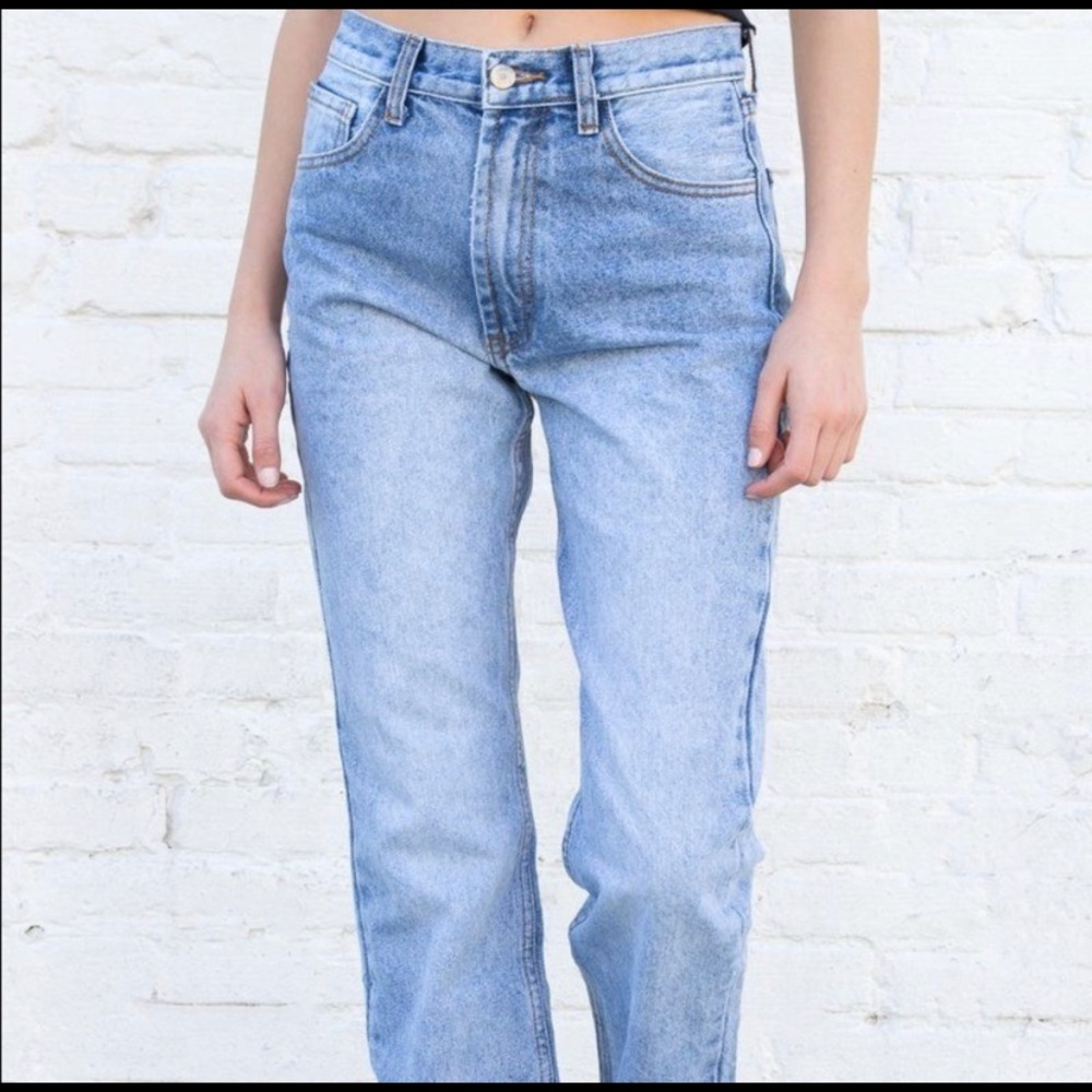 BRANDY MELVILLE JEANS